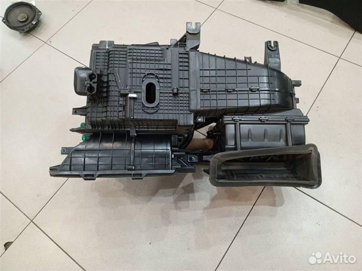 Корпус отопителя Kia Ceed