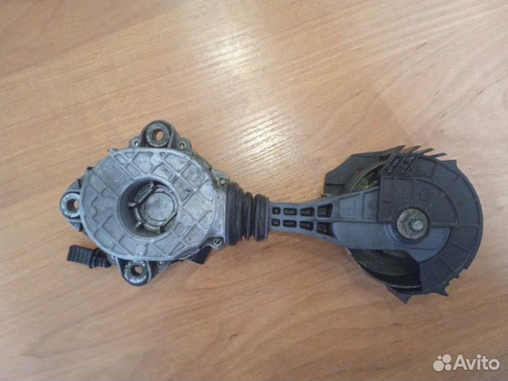 Натяжитель приводного ремня Peugeot 308 T7 EP6