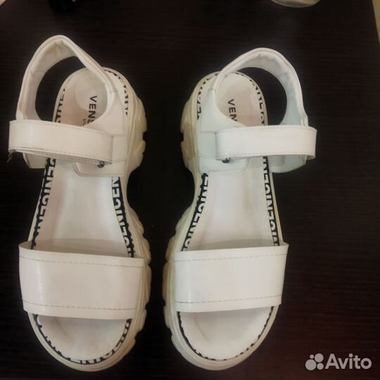 Босоножки женские 37 размер бу