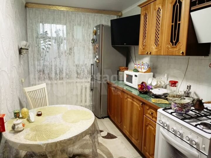 3-к. квартира, 60 м², 4/9 эт.