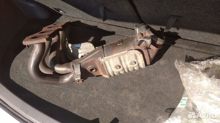 Продам выпускной коллектор