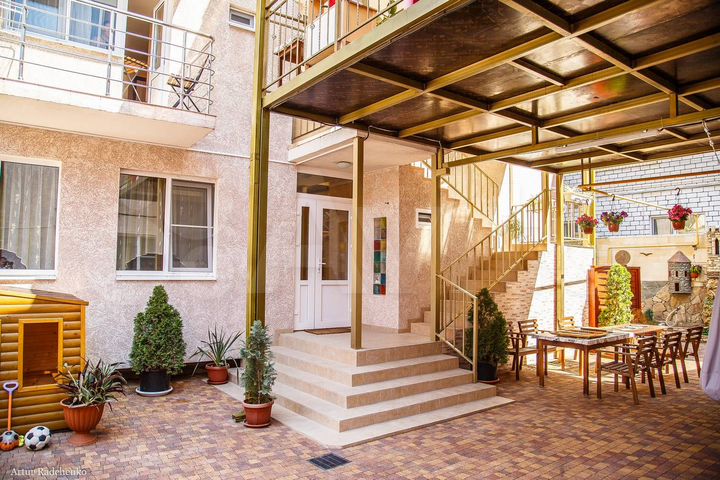 Комната 20 м² в 1-к., 1/3 эт.