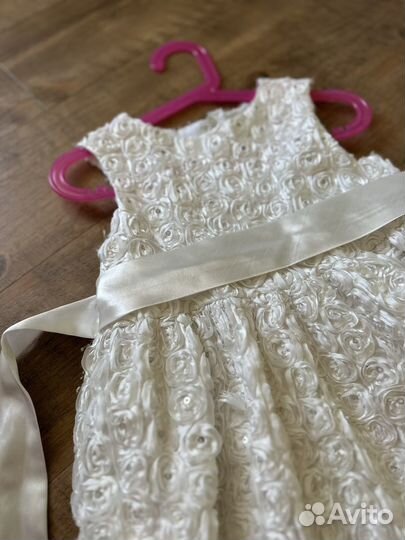 Нарядное платье