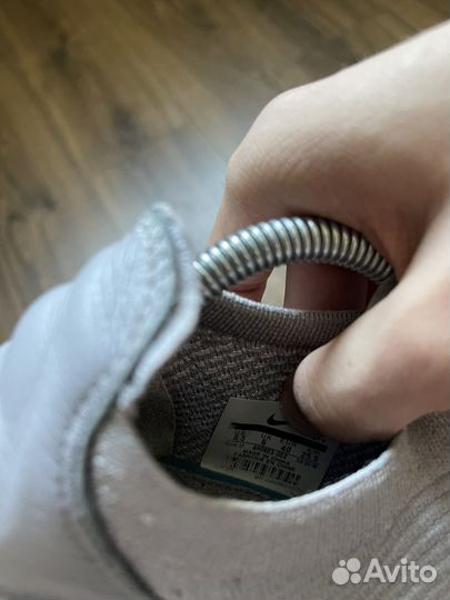 Кроссовки Nike React 270 оригинал размер 40