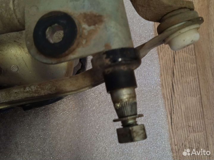 Трапеция дворников Лада Калина 1