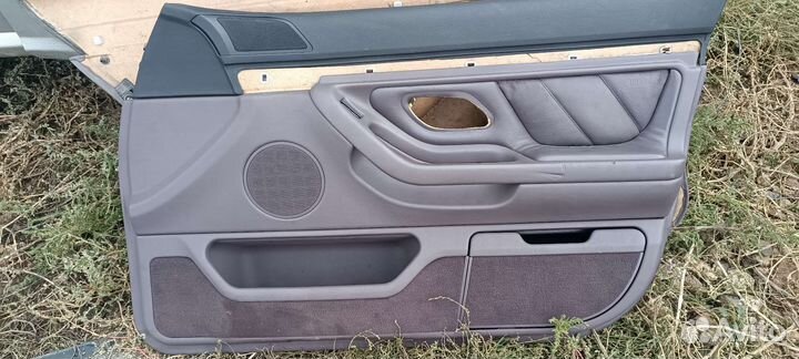 Обшивка двери комплект BMW 7 E38 Long