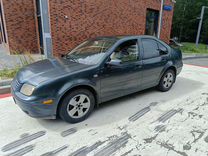 Volkswagen Jetta 2.0 AT, 2003, 189 198 км, с пробегом, цена 430 000 руб.