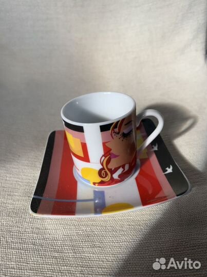 Посуда.Чашки.вазочки,тарелка