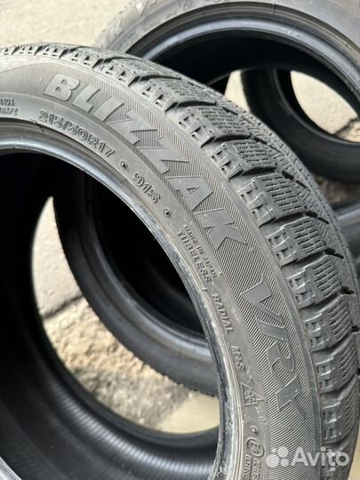 Bridgestone Blizzak VRX 215/50 R17 91S