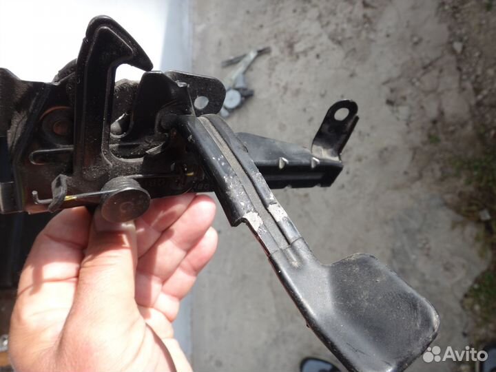 Киа Рио замок капота kia rio 11-17