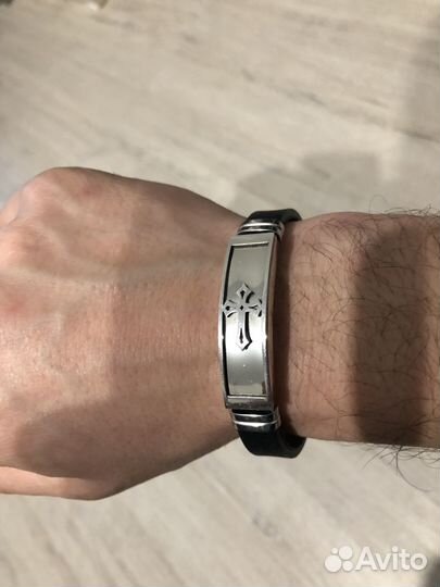 Каучуковый браслет