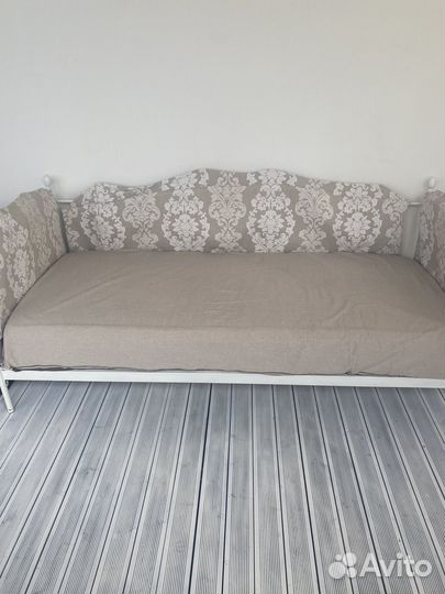 Диван-кроаать