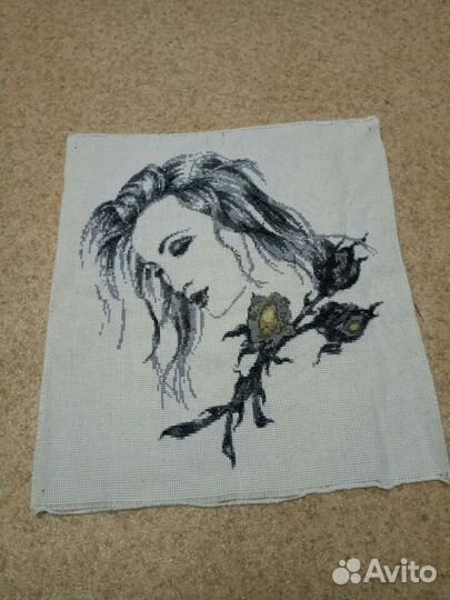 Вышивки и картины