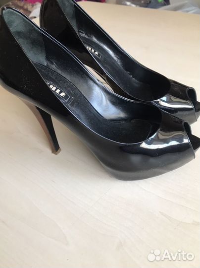 Обувь женская фирменная