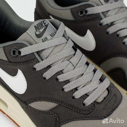 Кроссовки Nike Air Max 1
