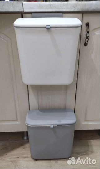 Мусорное ведро подвесное на кухню 12 л