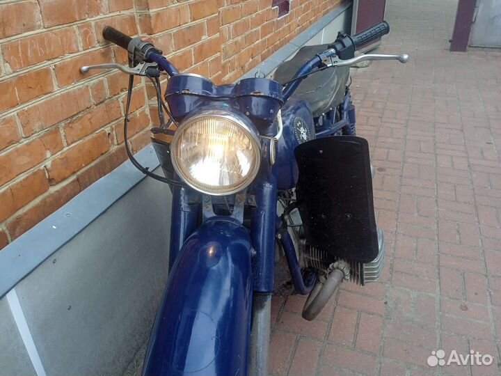 Мотоцикл Днепр мт11
