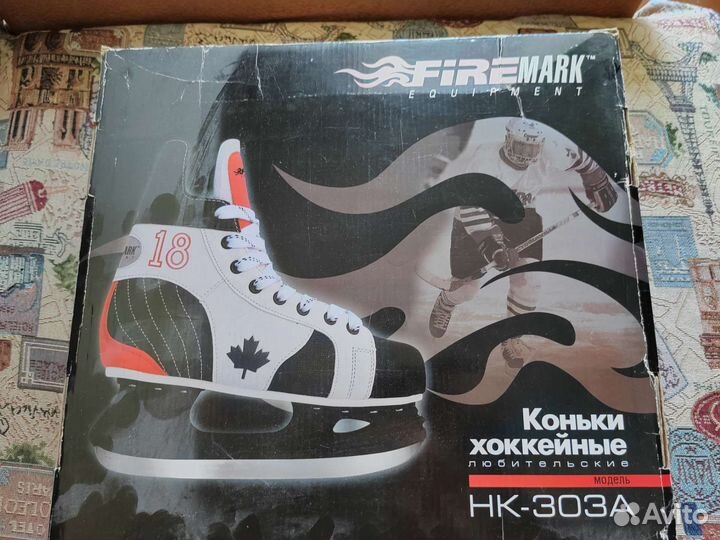 Коньки хоккейные