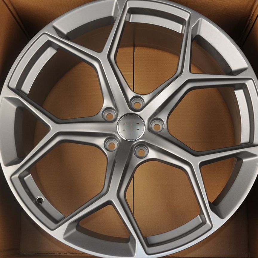 Литые диски Audi 9.5×R22 5×112