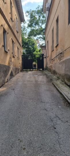 2-к. квартира, 54 м², 2/2 эт.