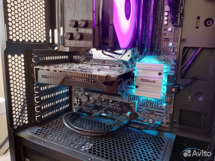 Видеокарта GTX 1050 ti