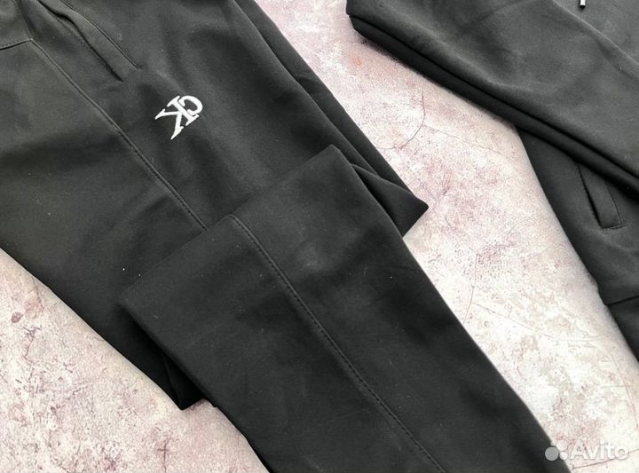 Спортивные костюмы Calvin Klein эргономичные