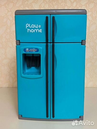 Холодильник игрушка