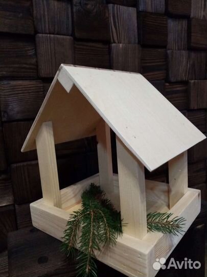 Кормушка для птиц