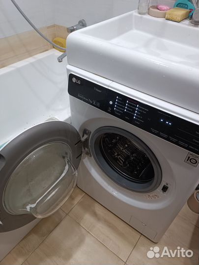 Стиральная машина LG F2H5HS3W, белый