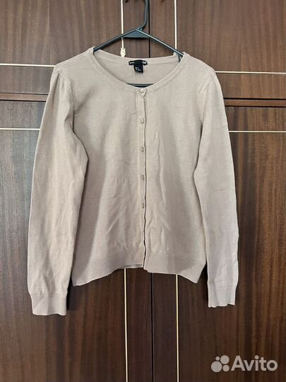 Брендовые вещи по 300 (H&M,TNF,bershka,colins)