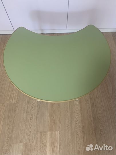 Детский стол, с растущими ножками