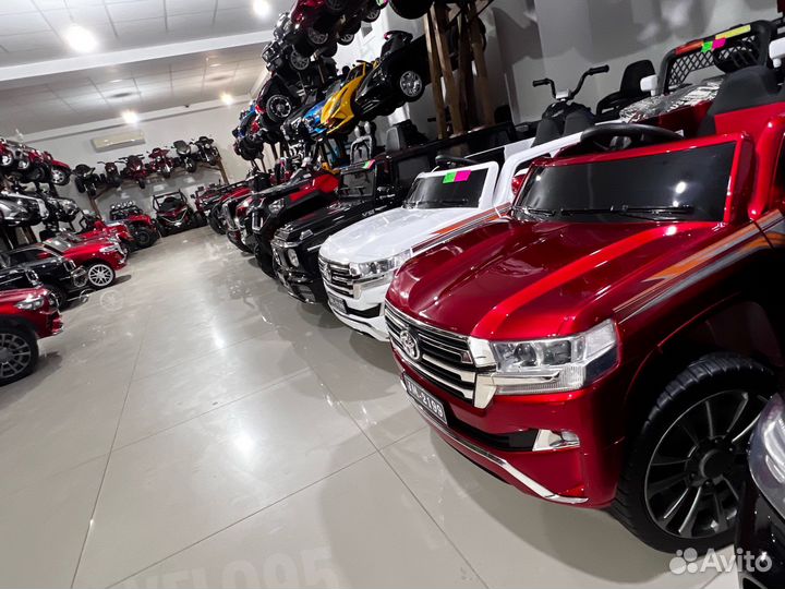 Детский электромобиль