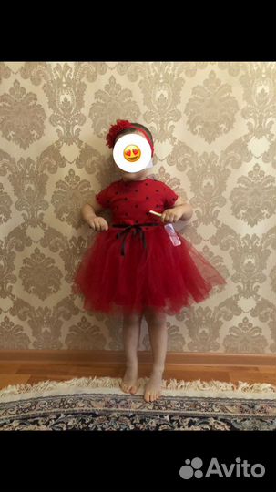 Платье для девочки нарядное