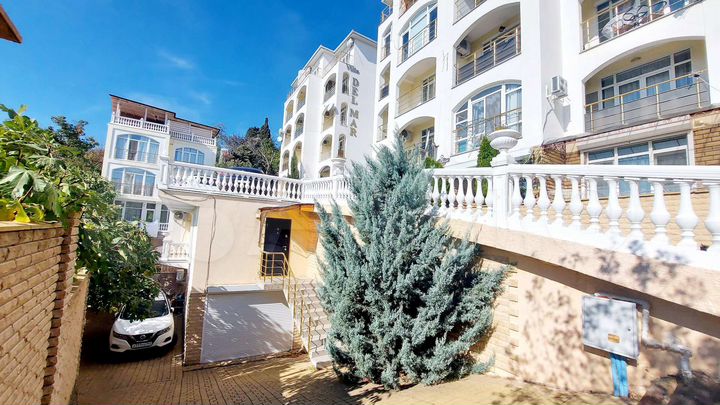 2-к. квартира, 52 м², 2/6 эт.