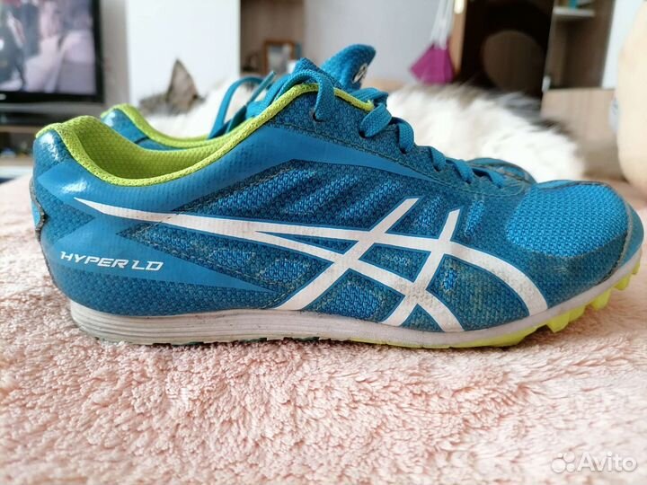 Шиповки asics
