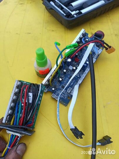 Запчасти l ремонт электросамокатов и скутеров