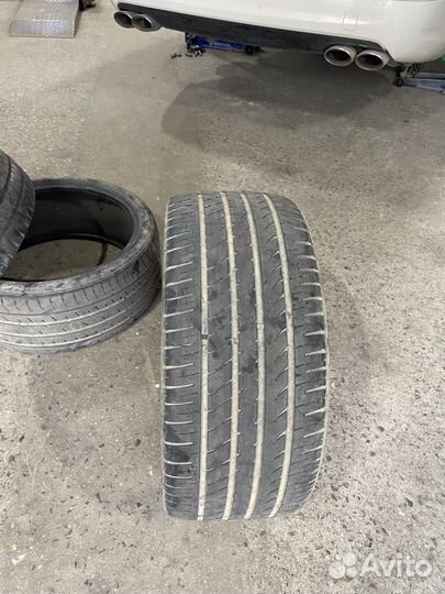 Toyo W8 245/35 R19 D