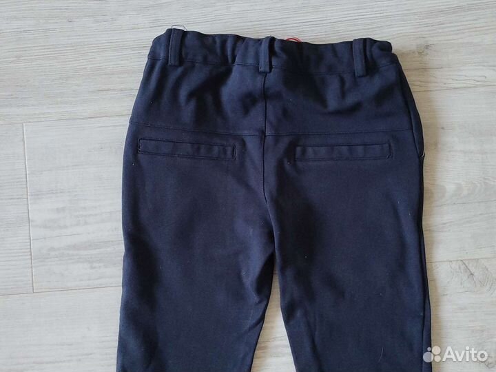 Блузки и брюки школьные р128-134