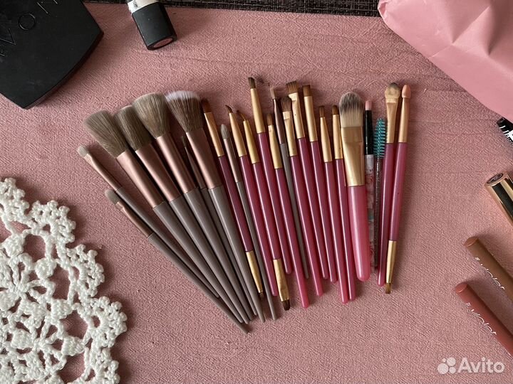 Кисти для макияжа