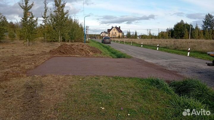 Заезд на участок.Парковка
