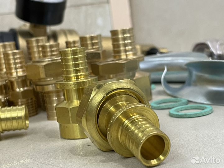 Муфта для труб 32х4.4мм из латуни