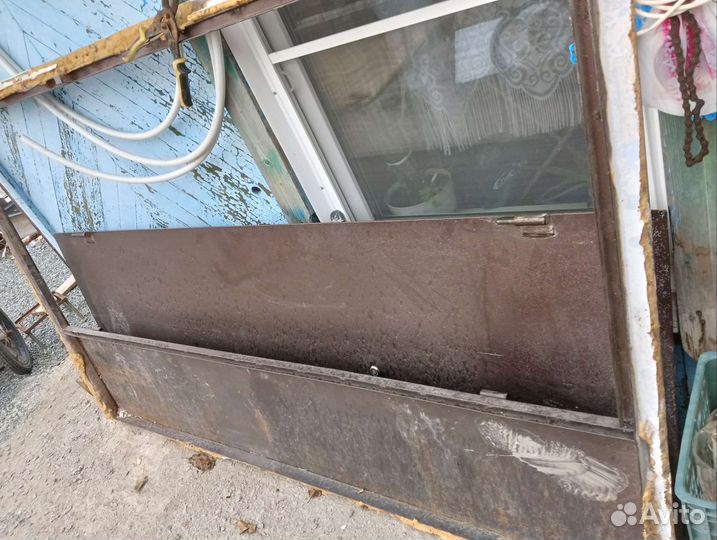 Продам входную дверь бу