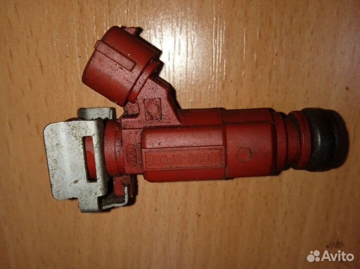 Nissan Almera (N16) II форсунка инжекторная