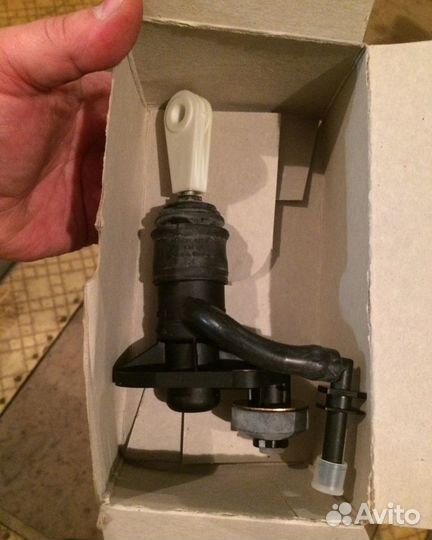 Главный цилиндр сцепления VAG