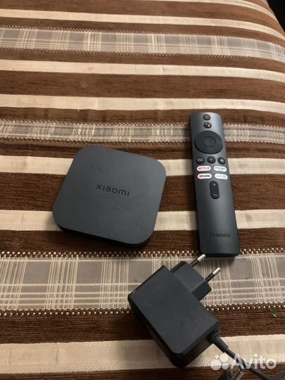 Смарт приставка mi box s