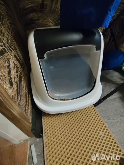 Закрытый лоток для кошек