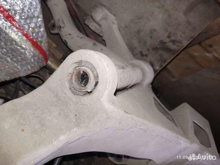 Подрамник задний volvo S80