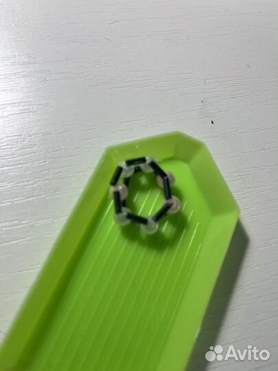 Кольцо из бисера