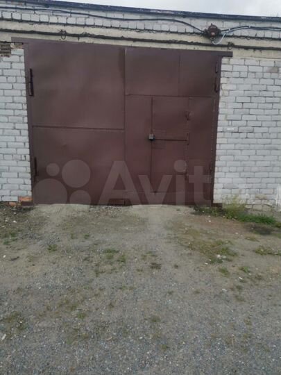 Гараж, > 30 м²