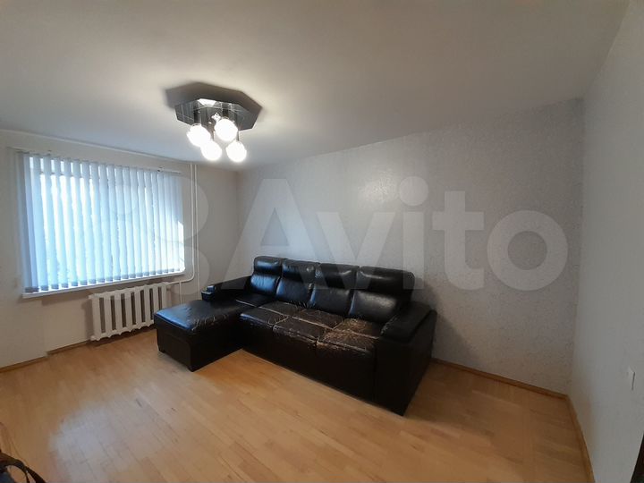 2-к. квартира, 50,3 м², 4/10 эт.